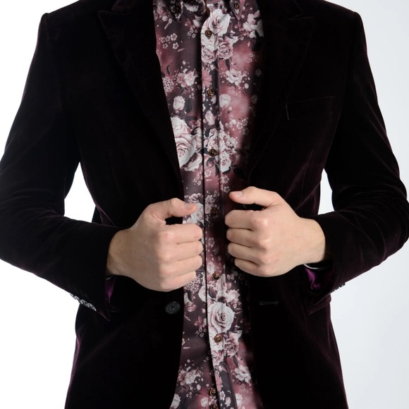 Haight and Ashbury Roxbury Velvet Blazer Burgandy - Picture 2 of 5